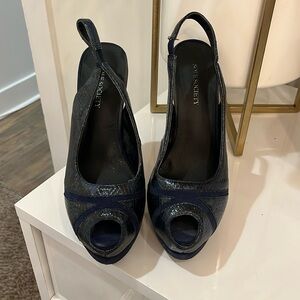 Blue snake skin peep toe heel